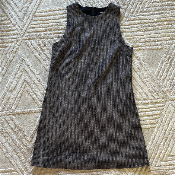 Dresses & Skirts - Theory Elegant Black and White Herringbone Dress